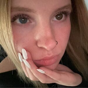 Meet your Posher, Marissa